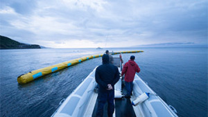 The Ocean Cleanup performing a test of the anchored barrier innovation (Photo: www.theoceancleanup.com)
